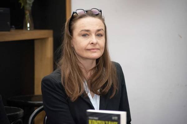 FOTO: Usměvavou Elišku z pohádky Princezna ze mlejna by v Andree dnes hledal jen málokdo. – stránka 23