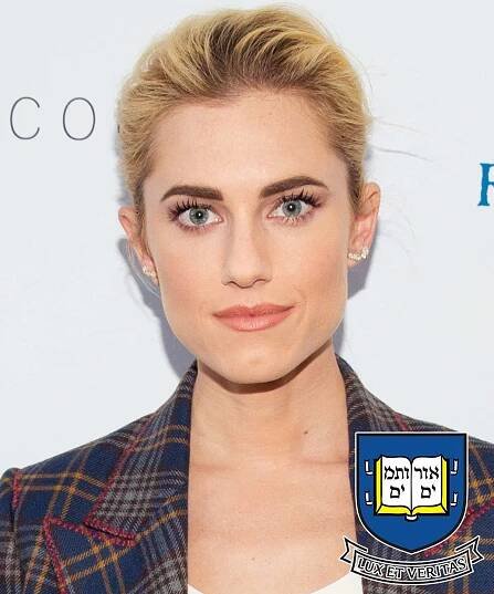 Allison Williams with the Yale University emblem