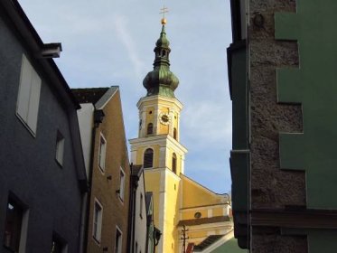 Fotogalerie • Stadtpfarrkirche St. Georg (Kostel) • Mapy.cz