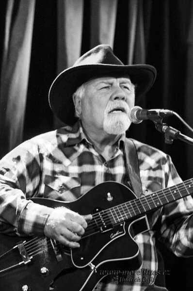 Bill Barrett a Brad Lewis v Kolíne, Blues & Country Music