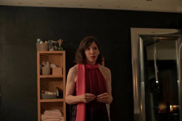 Carrie Brownstein - Irma Vep - The Poisoner - Z filmu