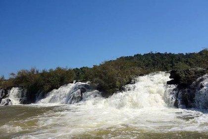 Mocona Falls, unexpected - South America Drive