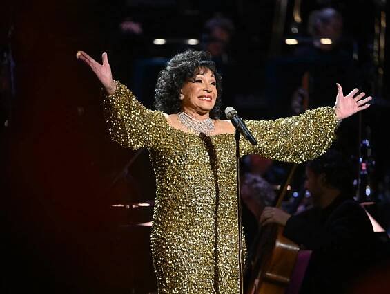 Shirley Bassey - Expres FM