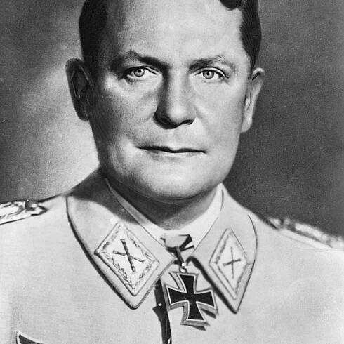 Albert Göring, černá ovce slavné nacistické rodiny a pravý opak bratra Hermanna. Jeden zabíjel, druhý zachraňoval – G.cz