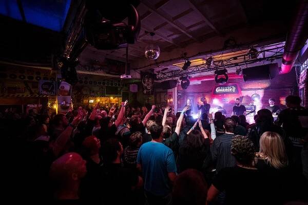 Cocotte Minute | Garage Club Ostrava Martinov