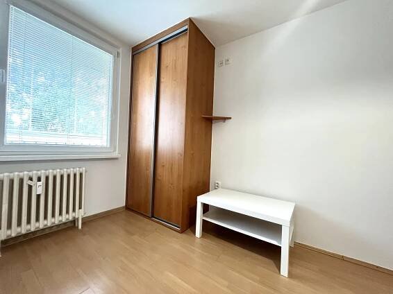 Pronájem bytu 3+kk 81 m² s lodžií, sklepem a výtahem - Adam Růžička Reality