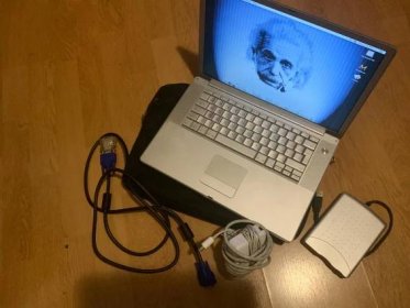 notebook Apple Powerbook G5 1.5 GHz 15” s příslušenstvím - Počítače a hry