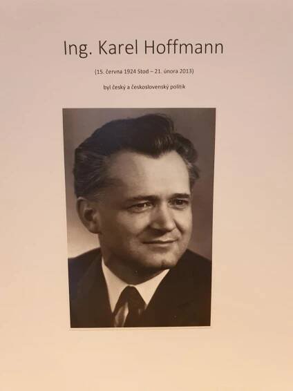 autogram Karel Hoffmann, politik