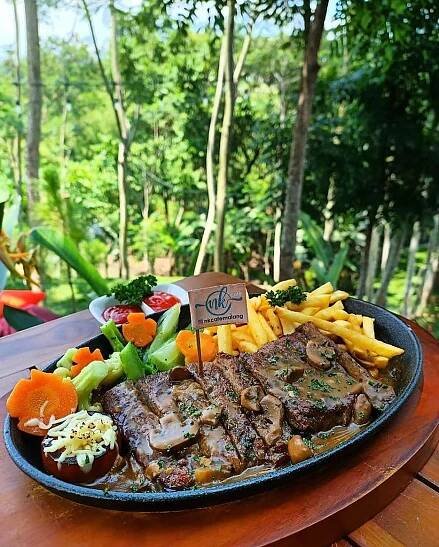 Menu Makan NK Cafe Malang