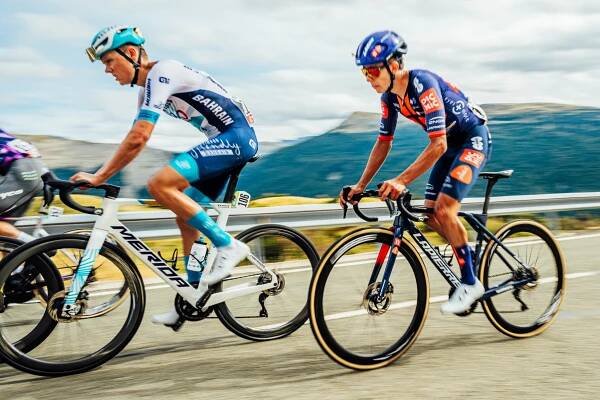 Juan Martinez | Vuelta a España | Photo Credit: Cycling Images