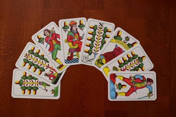 Soubor:Pořadí karet v trumfech.jpg