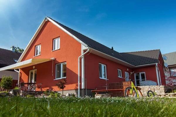Fotogalerie – Red Pine Apartments