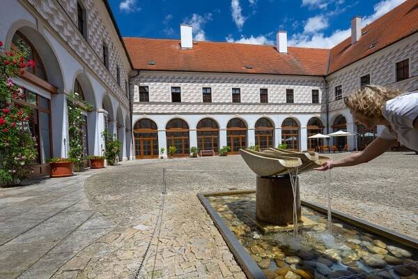 Jindřichův Hradec vítá návštěvníky s otevřenou náručí | Vyletnik.cz