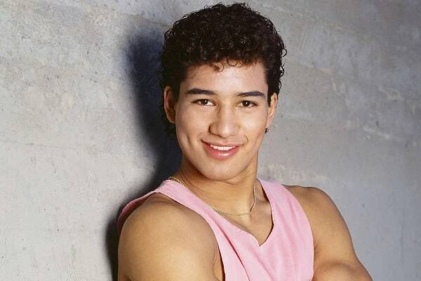 SAVED BY THE BELL -- Season 3 --Pictured: Mario Lopez as A.C. Slater 