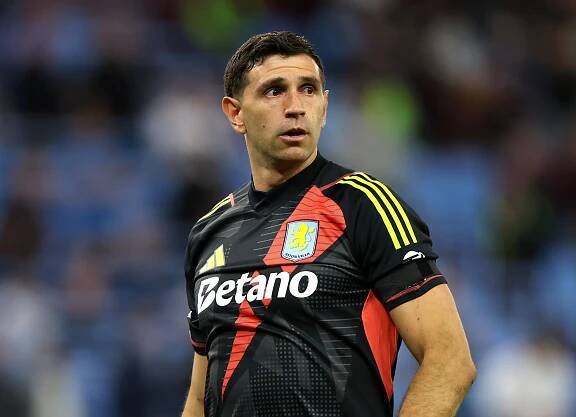 Manchester United are looking to solve their goalkeeping conundrum with a bid for Aston Villa star Emiliano Martinez