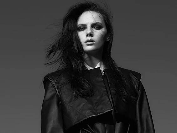 INTERVIEW: ACTRESS DAFNE KEEN FOR THE "REBEL" ISSUE