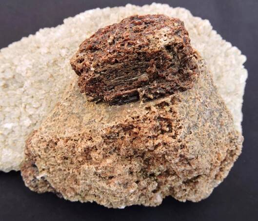 Grossular (odr. hessonit) - Image 2