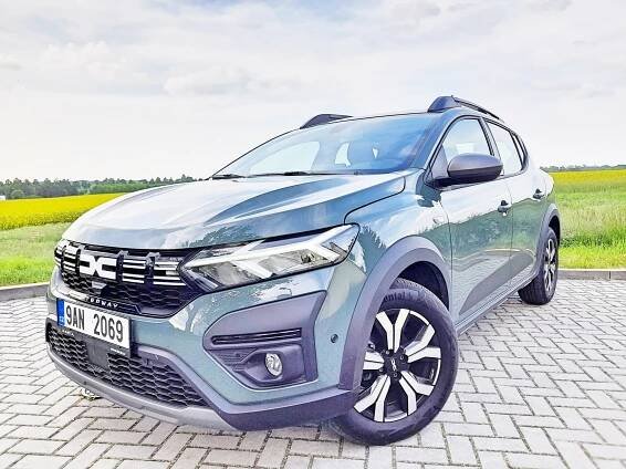 Test Dacia Sandero Stepway. Úsporná volba nejen na asfalt - Autaprozeny.cz