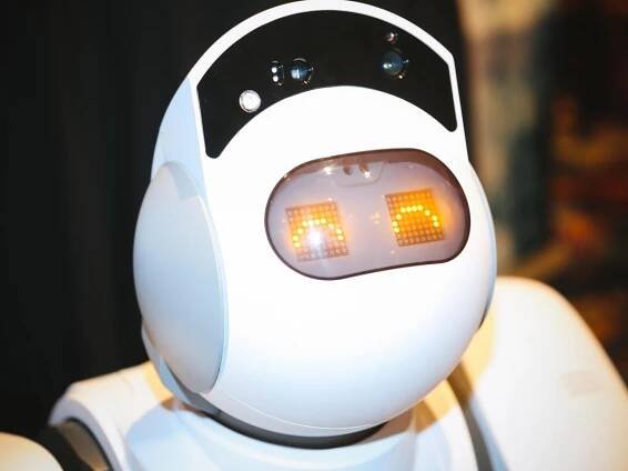 Aeolus is the smart home robot of my dreams