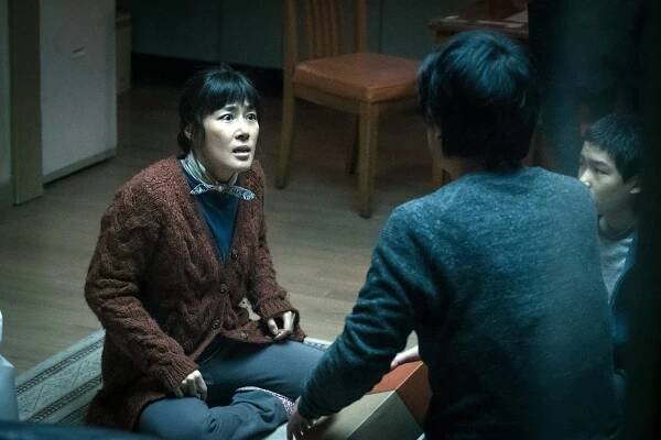 Jeong-hee Moon - 7 Nyeoneui bam - Z filmu