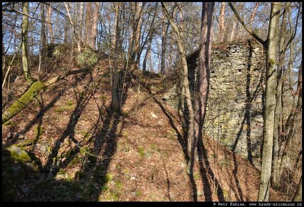 Kozí Hřbet – fotografie / hrady-zriceniny.cz
