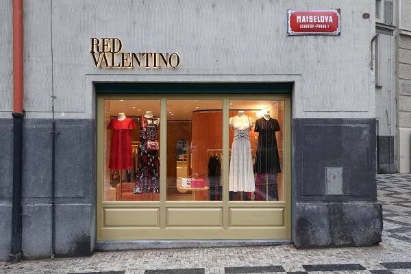 Red Valentino – TANPA