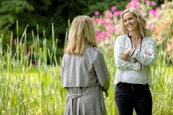 Domov na pobřeží - Home to Roost: 2. část - Z filmu - Emilie Ullerup