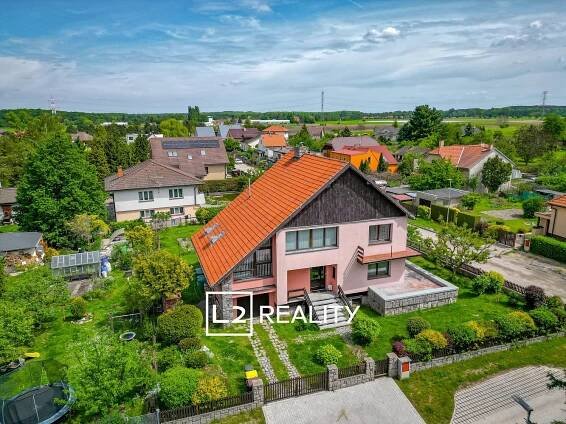 Prodej rodinného domu 194 m2 se zahradou 942 m - Čelákovice | Reality.iDNES.cz 