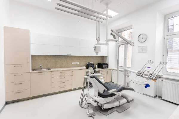 Dentální hygiena - MUDr. Jitka Nevrlá
