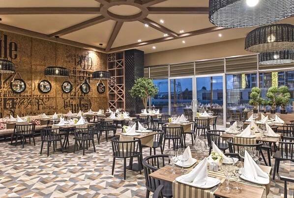 A la carte restaurace