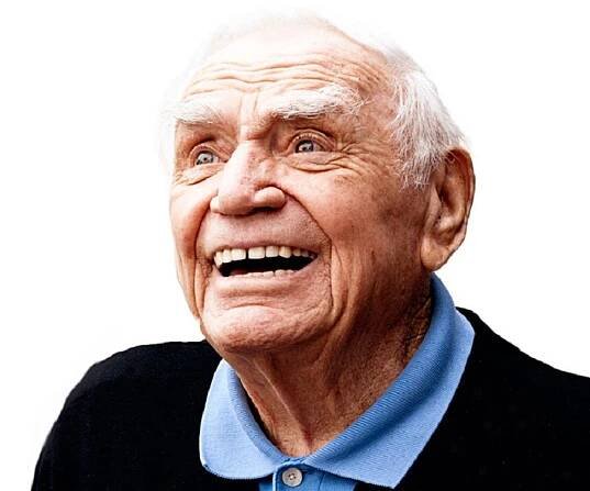 Ernest Borgnine Biography - Facts, Childhood, Family Life & Achievements