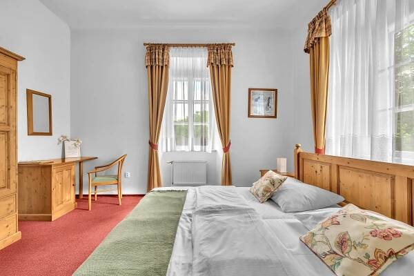 Hotel Panská, Penzion Černická obora, Bechyně | Hotel.cz