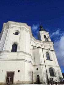 Poutní kostel Jména Panny Marie v Křtinách na Blanensku podle projektu slavného architekta Jana Blažeje Santiniho-Aichela.