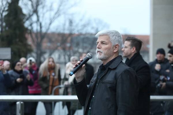 VIDEO: Tohle mě opravdu bere. Generál Pavel zastavil v Brně dopravu