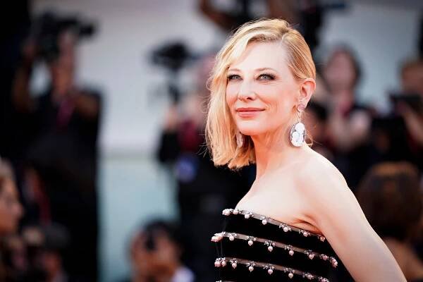 Netypická hvězda Cate Blanchettová. Před Beverly Hills dala přednost rodině