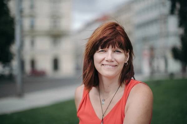 Popularizátorka: Vrtalo mi hlavou, jak to bylo se vztahem Boženy Němcové k manželovi, když měla další muže