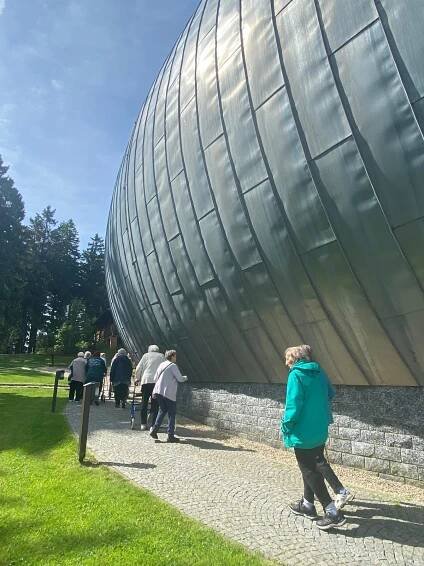 Výlet na Obří sud Javorník | Alzheimer Home