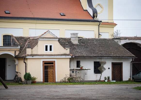 Statek Uhersko | Lokace | East Bohemia Film Office
