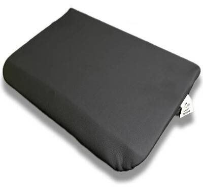 IDEAL MOVE Funkční ergonomický podsedák Barva: Černá Materiál: Vegan kůže