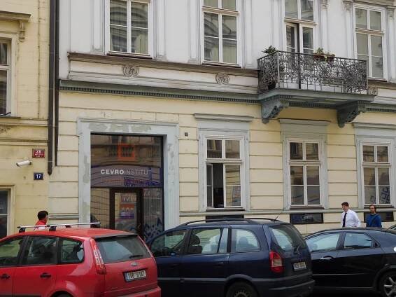 File:Praha Nove Mesto Jungmannova 19 CEVRO.jpg