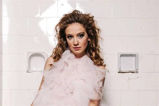Anna Kadeřávková