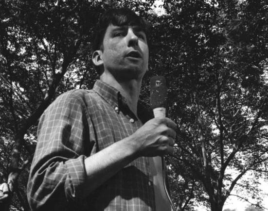 Tom Hayden, Civil Rights and Antiwar Activist Turned Lawmaker, Dies at 76 - The New York Times