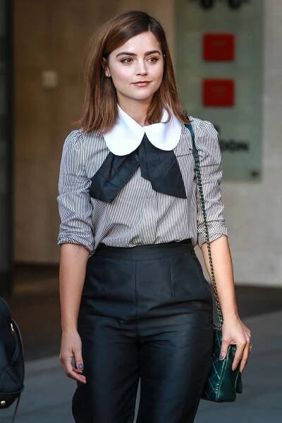 Jenna Coleman Eyes Pics