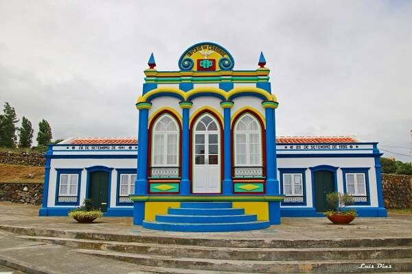 The Impérios (chapels)