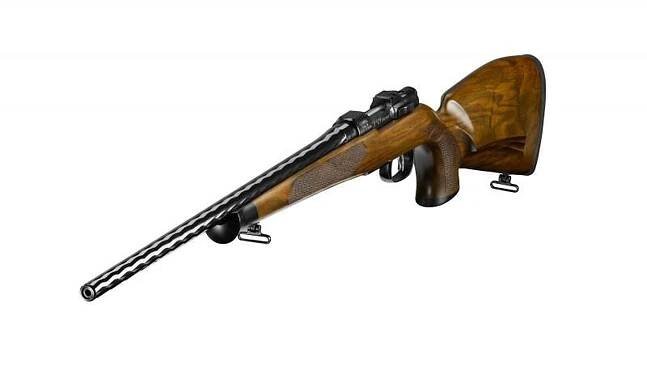 Guľovnica CZ 527 EXCLUSIVE-EBONY EDITION s luxusnou orechovou pažbou a ebenovým zakončením, kovaná hlaveň so skrutkovicovým povrchom, detailný pohľad