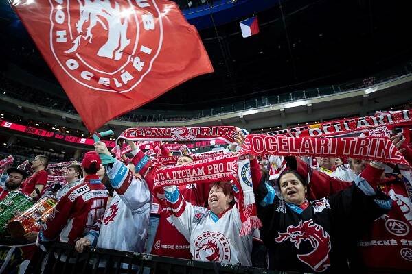 janrussnak.cz | Finále hokejové extraligy 2022 HC Sparta Praha – HC Oceláři Třinec