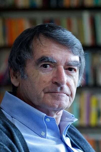Photo of author David Lodge