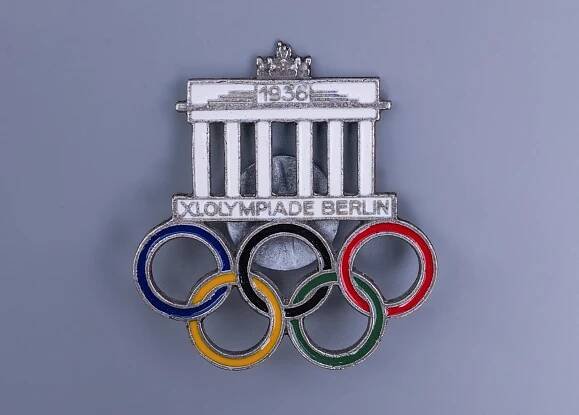 Chladič smalt PLAKETA OLYMPIÁDA BERLÍN 1936 - Odznaky, nášivky a medaile