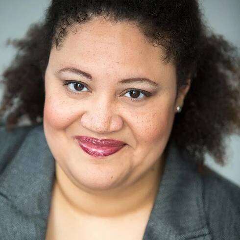 Photo of Rebecca Davis (she/her)