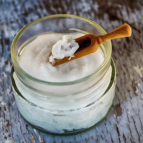 The Benefits of Coconut Oil Pulling and How-To Video